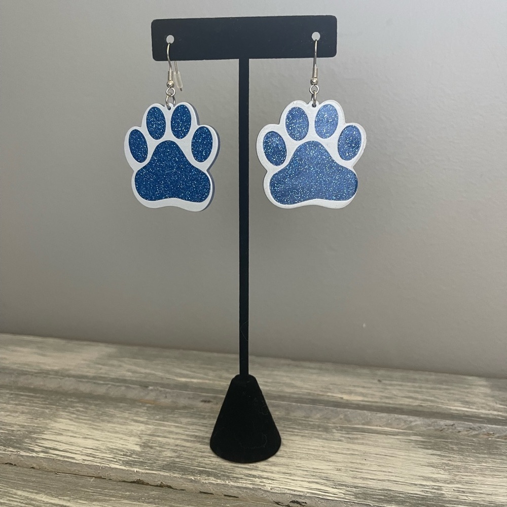 Acrylic sparkle paw earrings • NWT